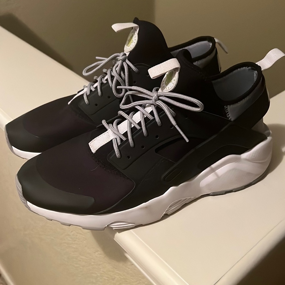 AIR HUARACHE RUN ULTRA 'BLACK GREY'